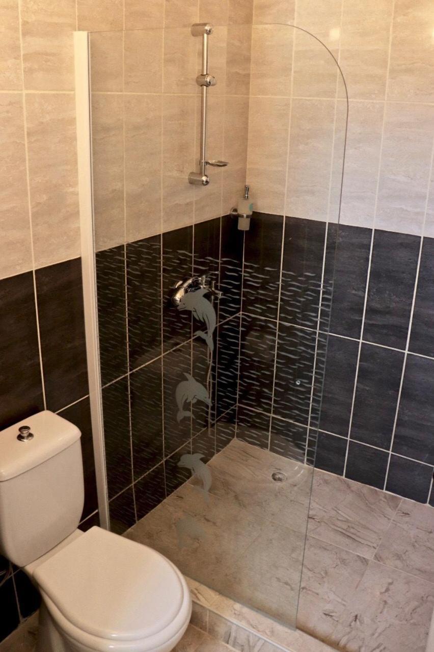 Meryem'S Hotel Agios Epiktitos Luaran gambar