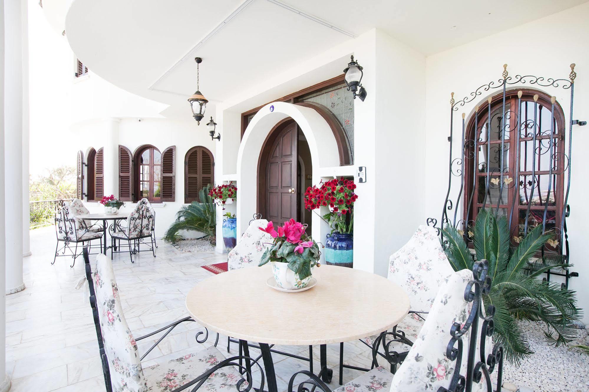 Meryem'S Hotel Agios Epiktitos Luaran gambar